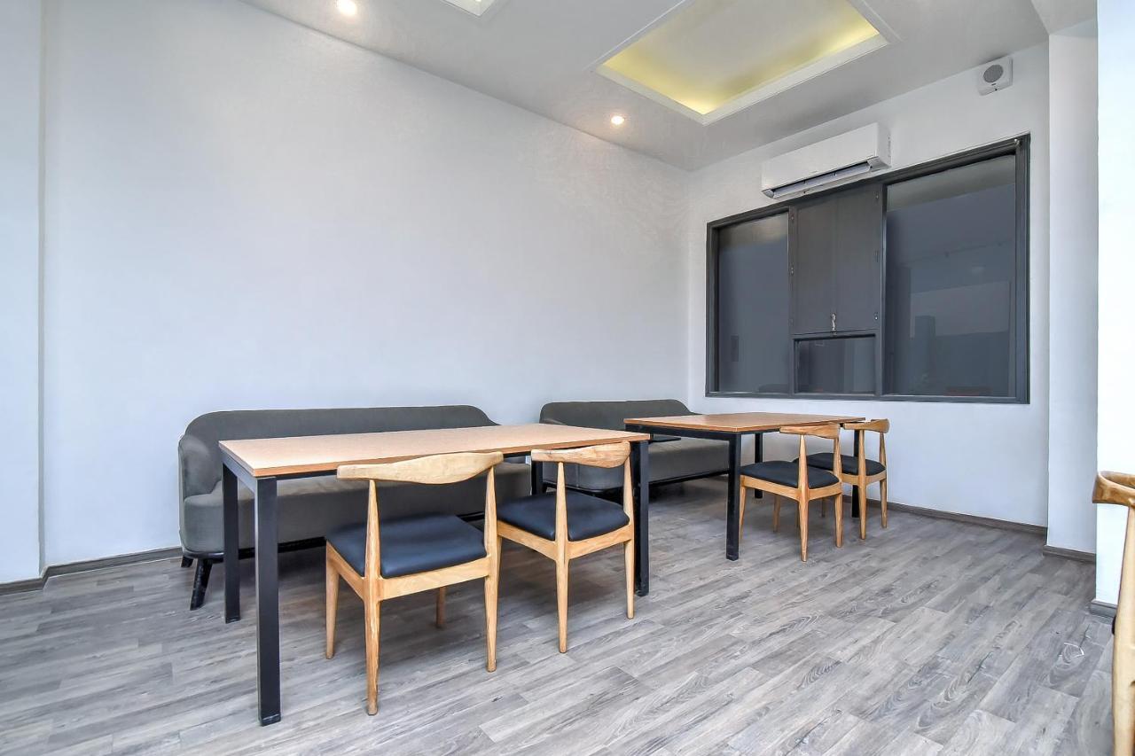 古尔冈 Oyo Townhouse 044 Sector 14 Gurugram酒店 外观 照片