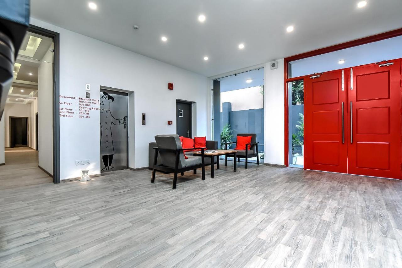 古尔冈 Oyo Townhouse 044 Sector 14 Gurugram酒店 外观 照片