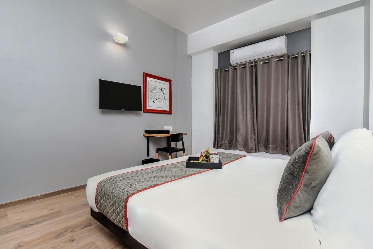 古尔冈 Oyo Townhouse 044 Sector 14 Gurugram酒店 外观 照片